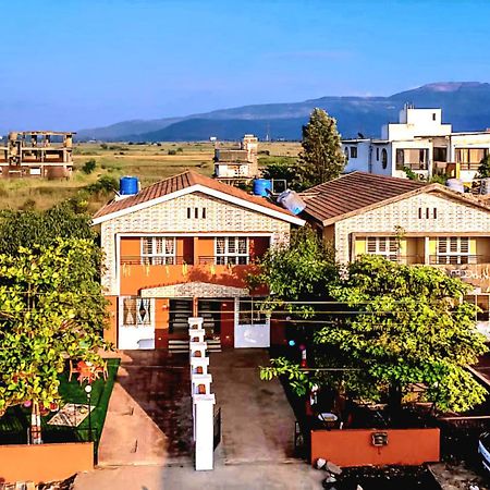 Ll Empyrean Stay Ll Airawat Villa Ll 2Bhk Ll Ac Ll Private Pool Ll Wifi Ll Lonavala Exterior photo
